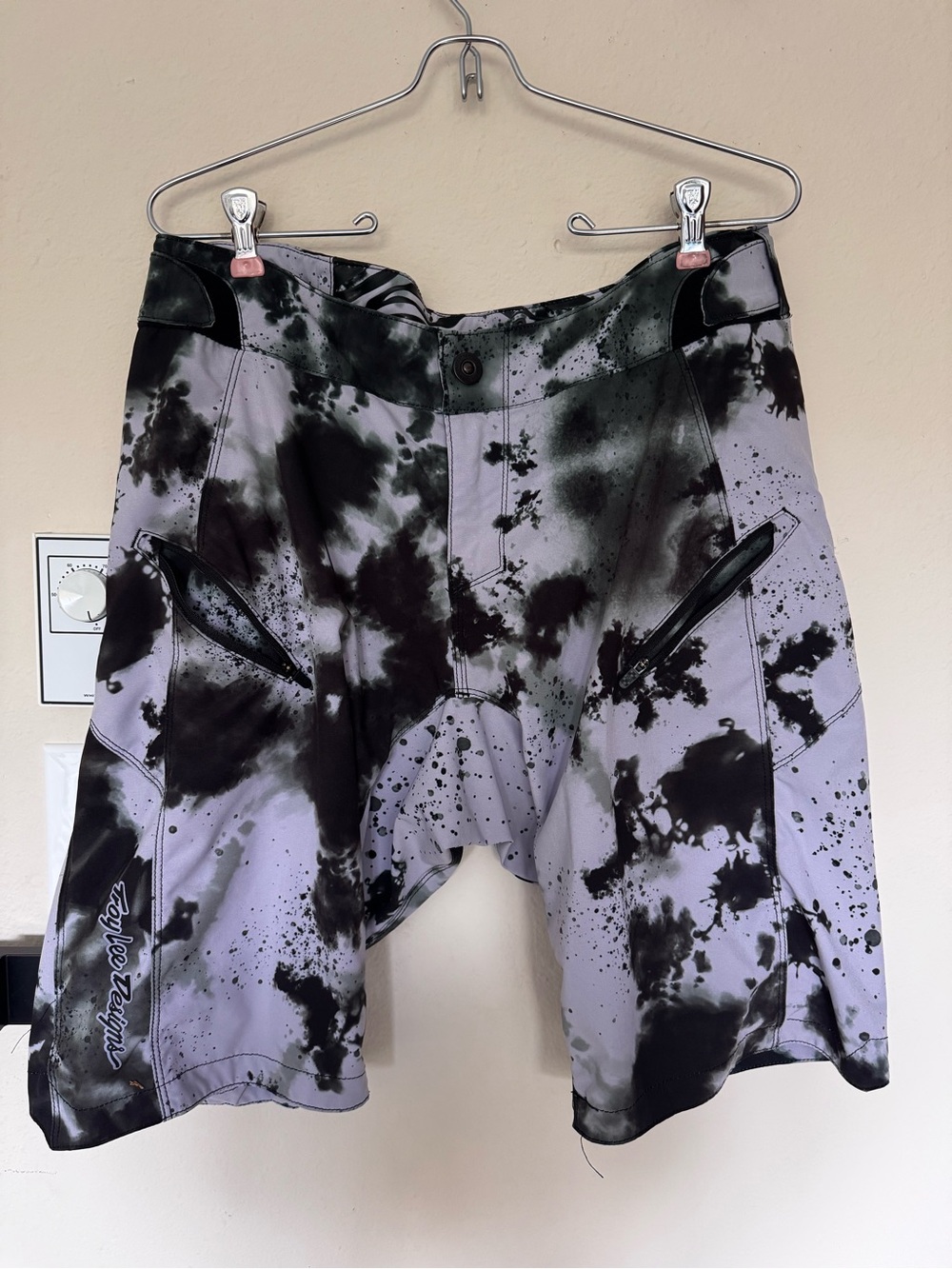 Women's Mountain Bike Shorts Tie-Dye Black & Lavender